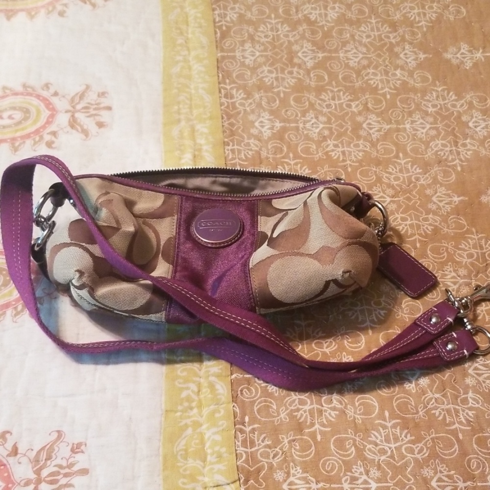 Coach purse - Picture 7 of 8